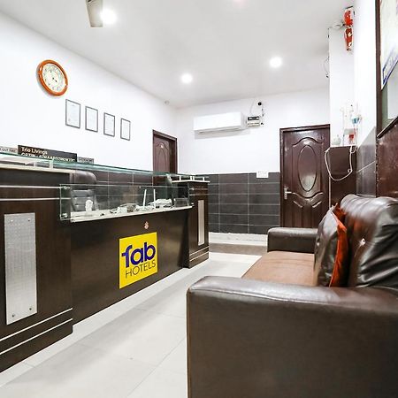 Fabhotel The Lazeez Ню Делхи Екстериор снимка