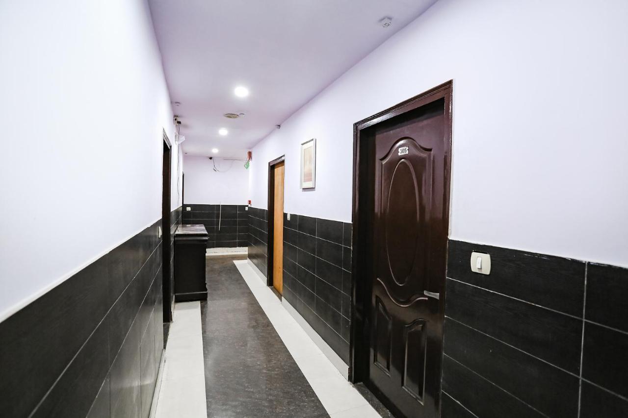 Fabhotel The Lazeez Ню Делхи Екстериор снимка